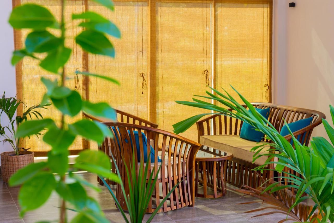 ホテル Nihaali Maldives Kudarikilu エクステリア 写真