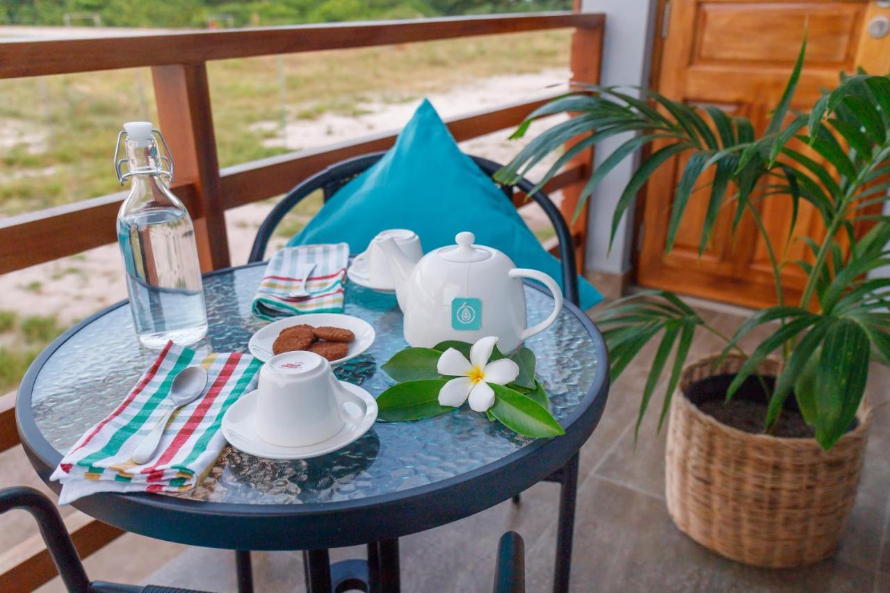 ホテル Nihaali Maldives Kudarikilu エクステリア 写真