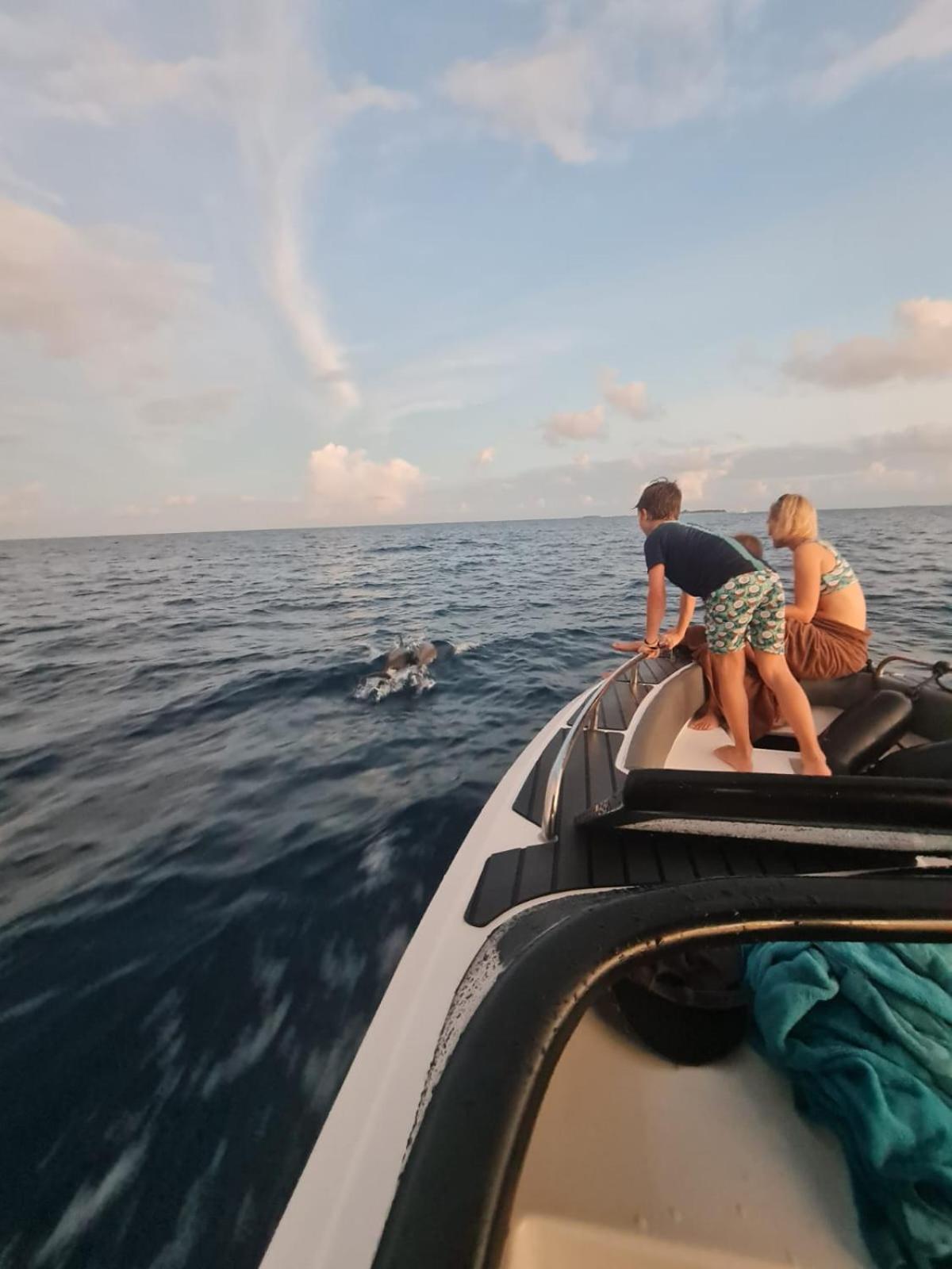 ホテル Nihaali Maldives Kudarikilu エクステリア 写真